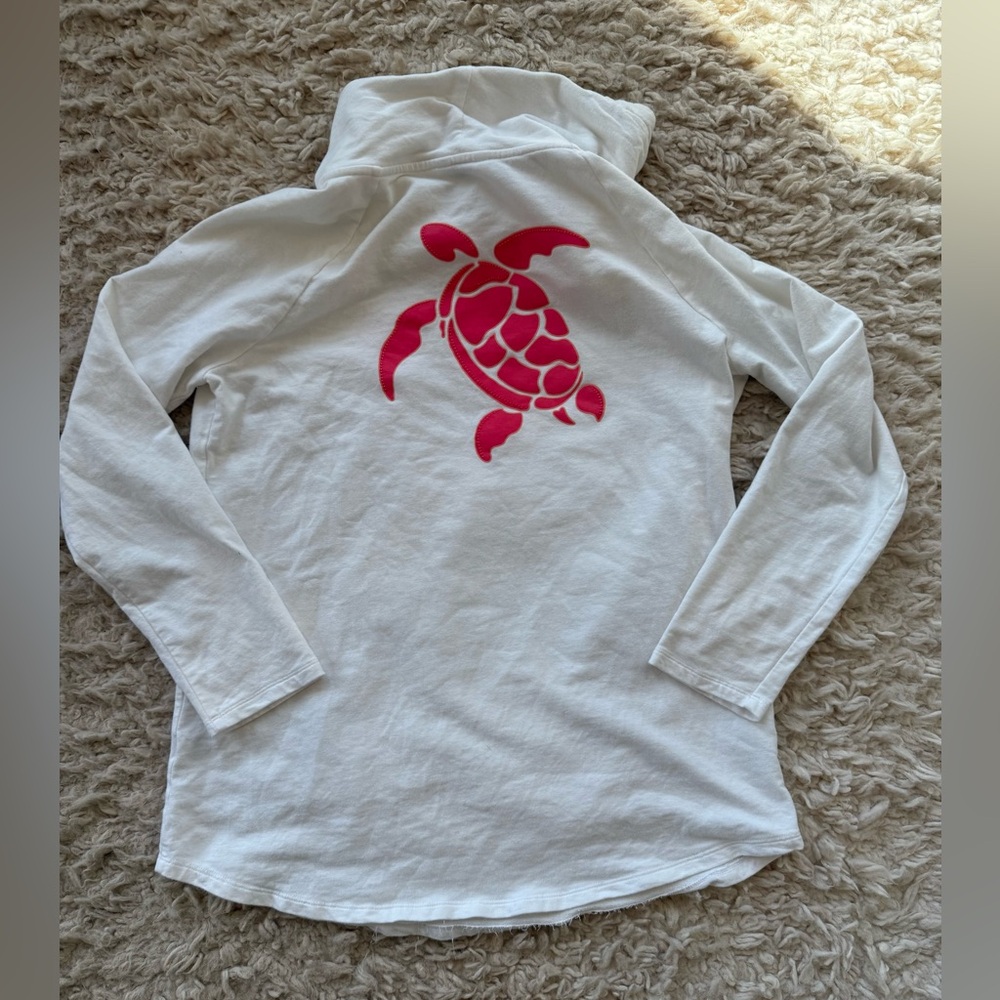 🎯 3 for $15 🎯 Crown and Ivy white tunic with pink sea turtle Women’s size medium - Picture 3 of 4